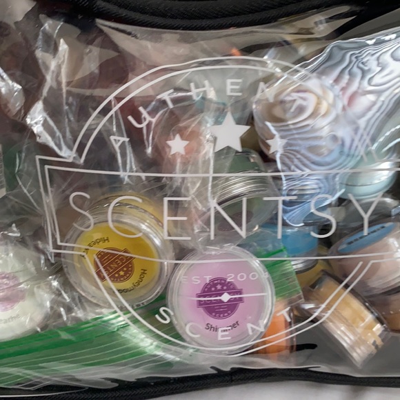 Scentsy Other - (SOLD) Sold Sold